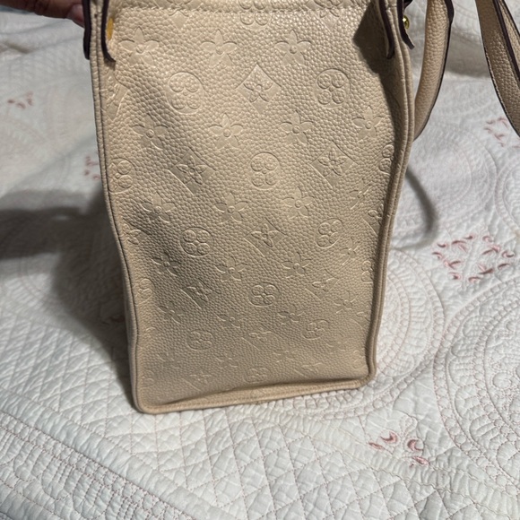 Structured Tote in Light Beige with Floral Embossing - Picture 4 of 9